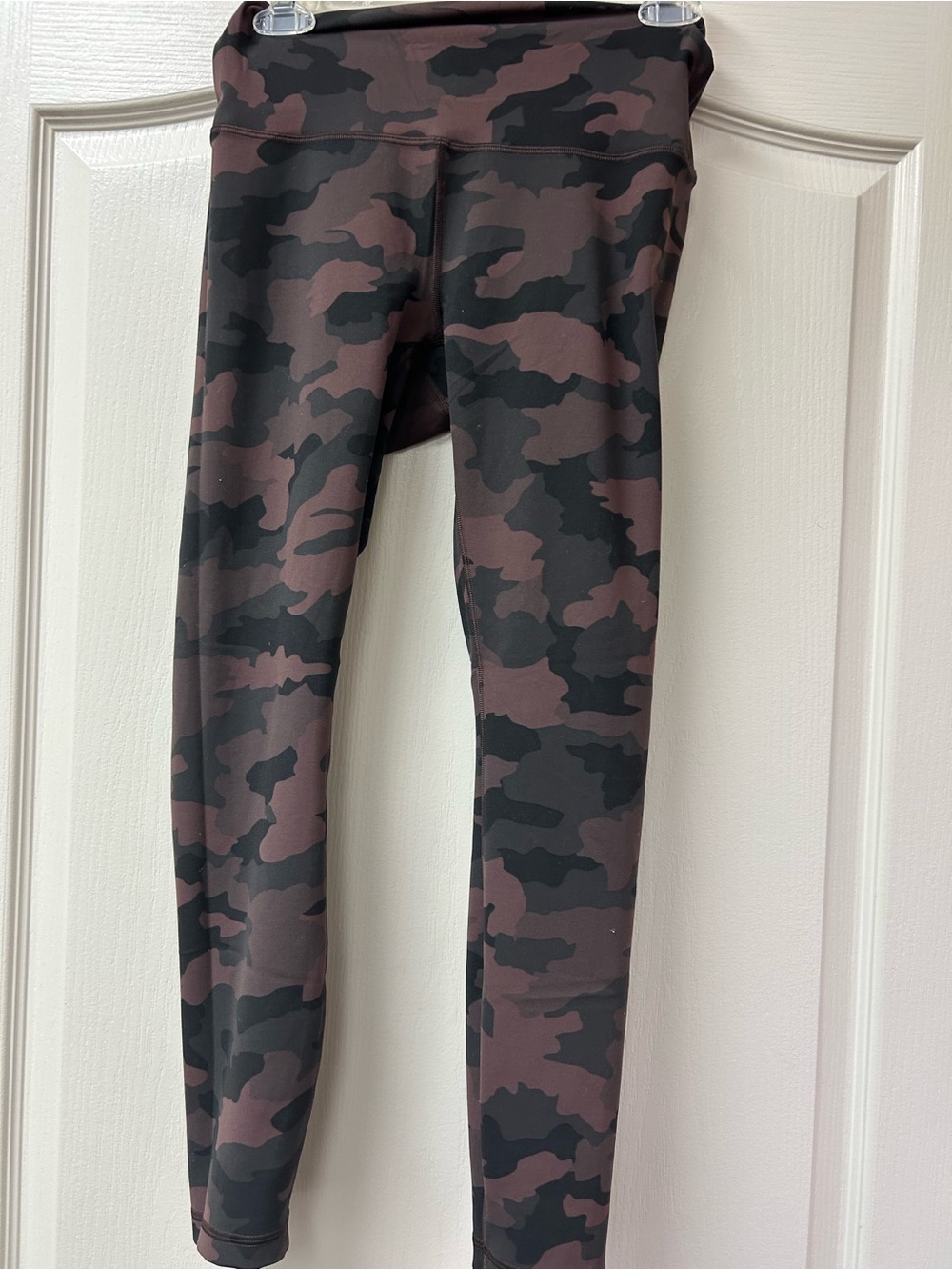lululemon athletica Camouflage Leggings in Black & Brown